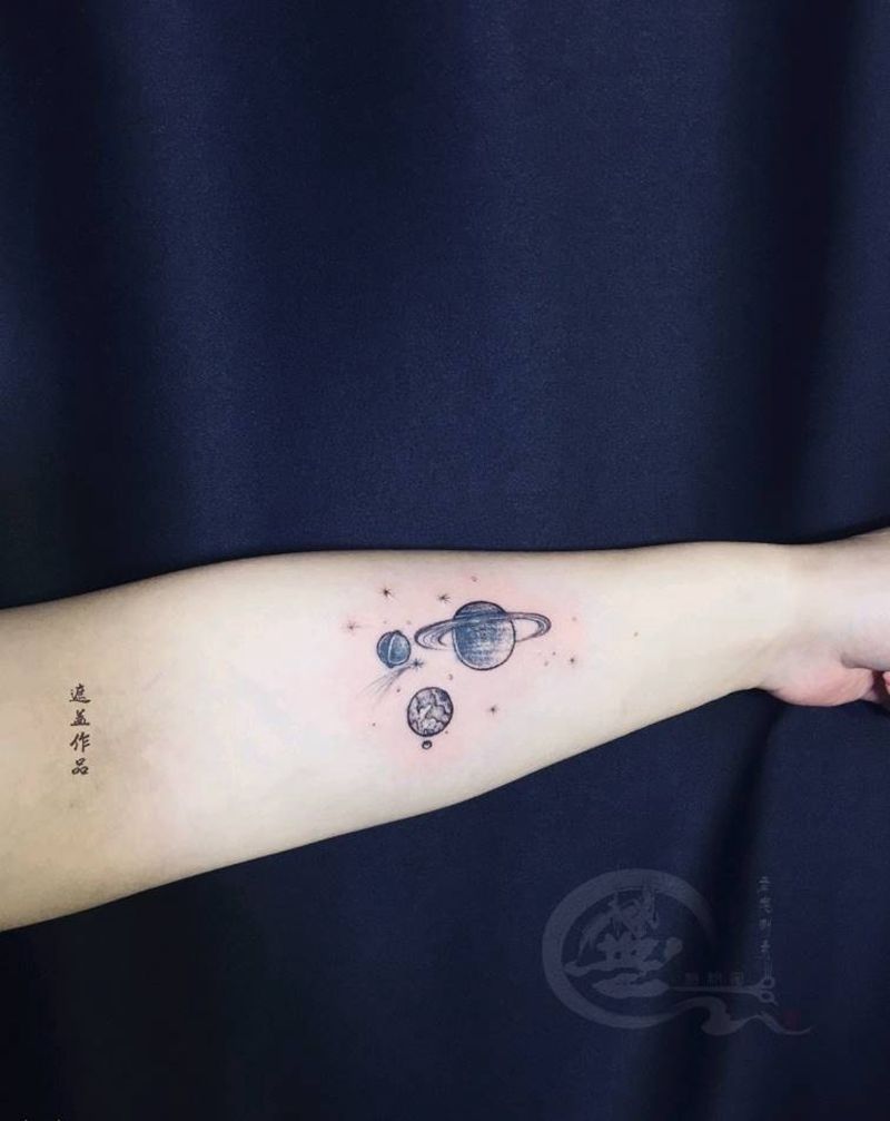 星球遮盖作品纹身图片_手臂小清新纹身图案