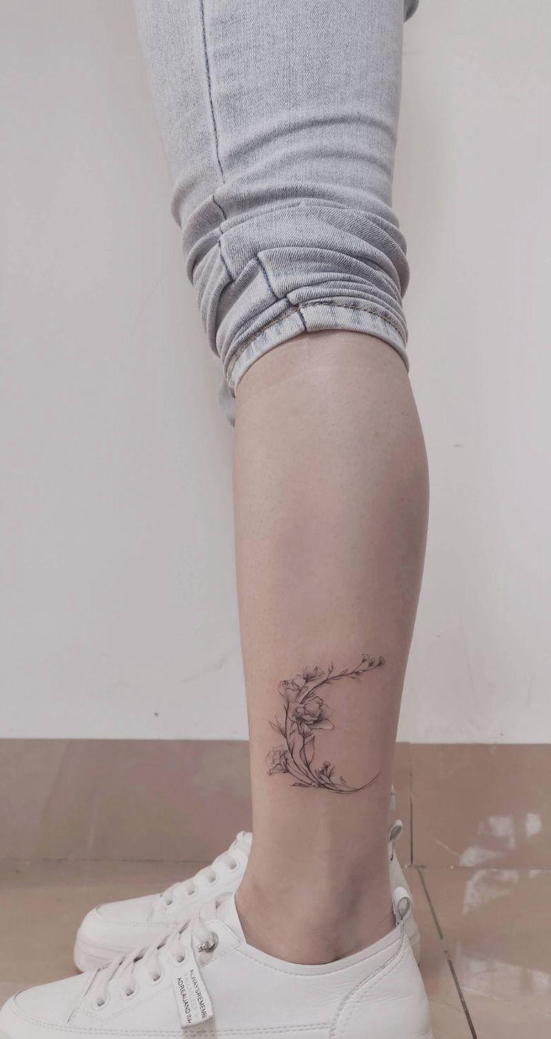 近段时间小图纹身图片_腿部纹身图案