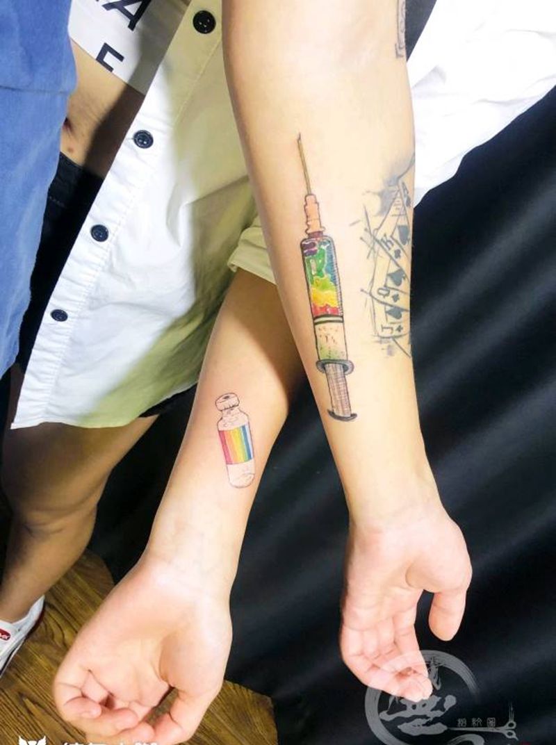 好友纹身纹身图片_手臂水彩纹身图案