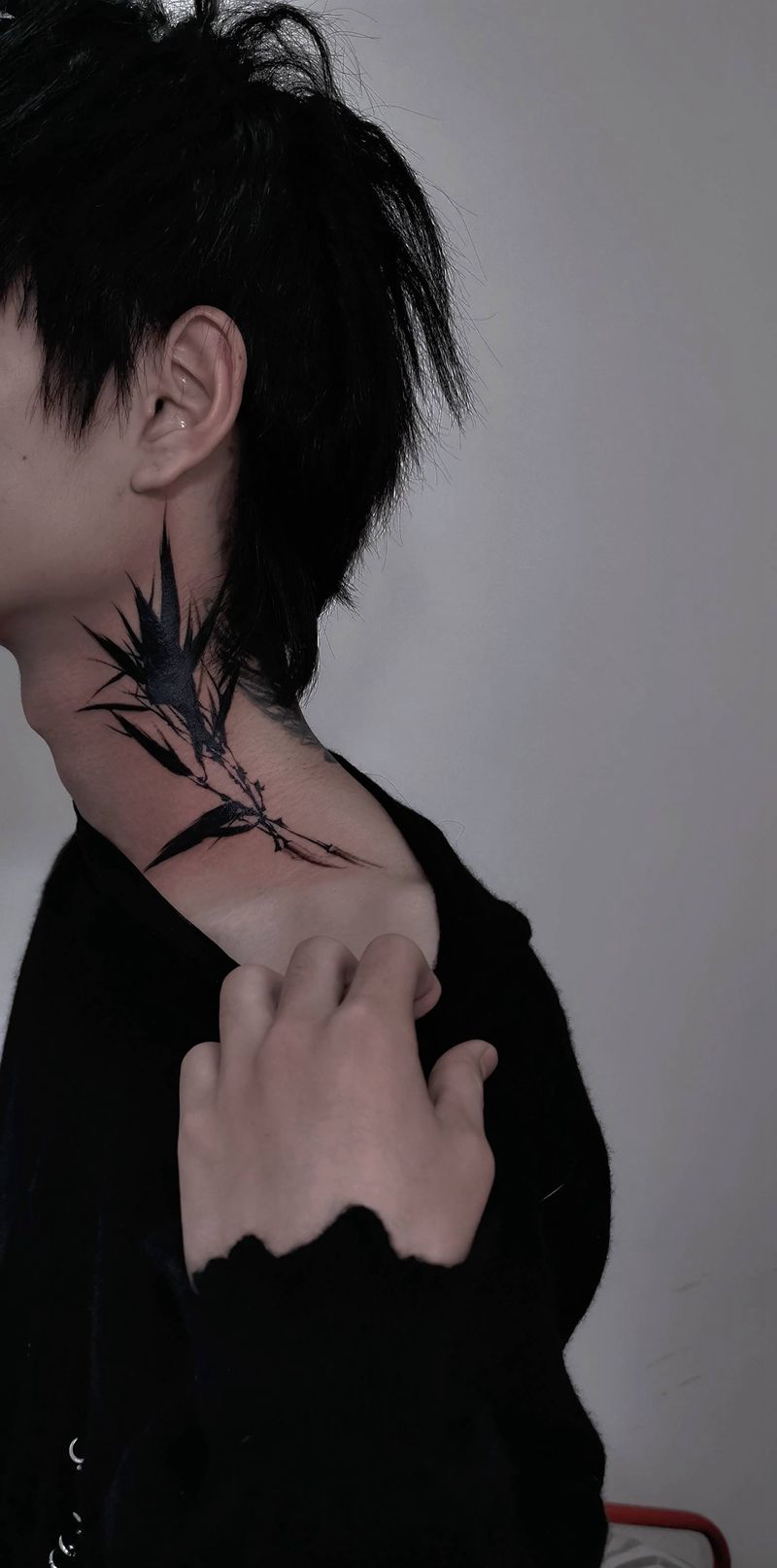 纹身遮盖纹身图片_颈部纹身图案