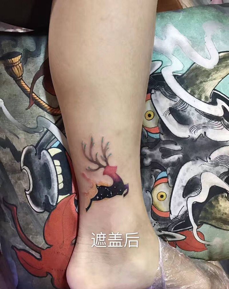 遮盖纹身图片_脚部腿部手臂清新动物彩色纹身图案
