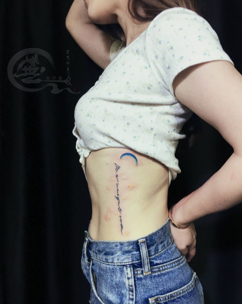 侧腰纹身纹身图片_腰部纹身图案