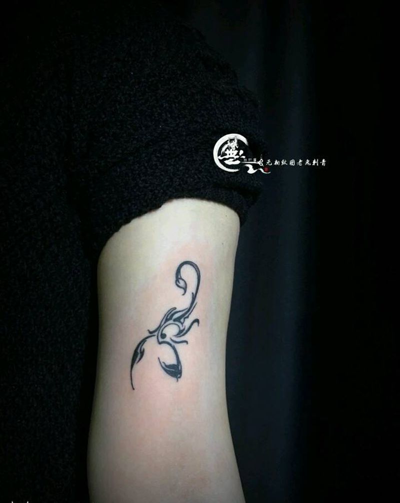 小图一组纹身图片_手部腰部纹身图案