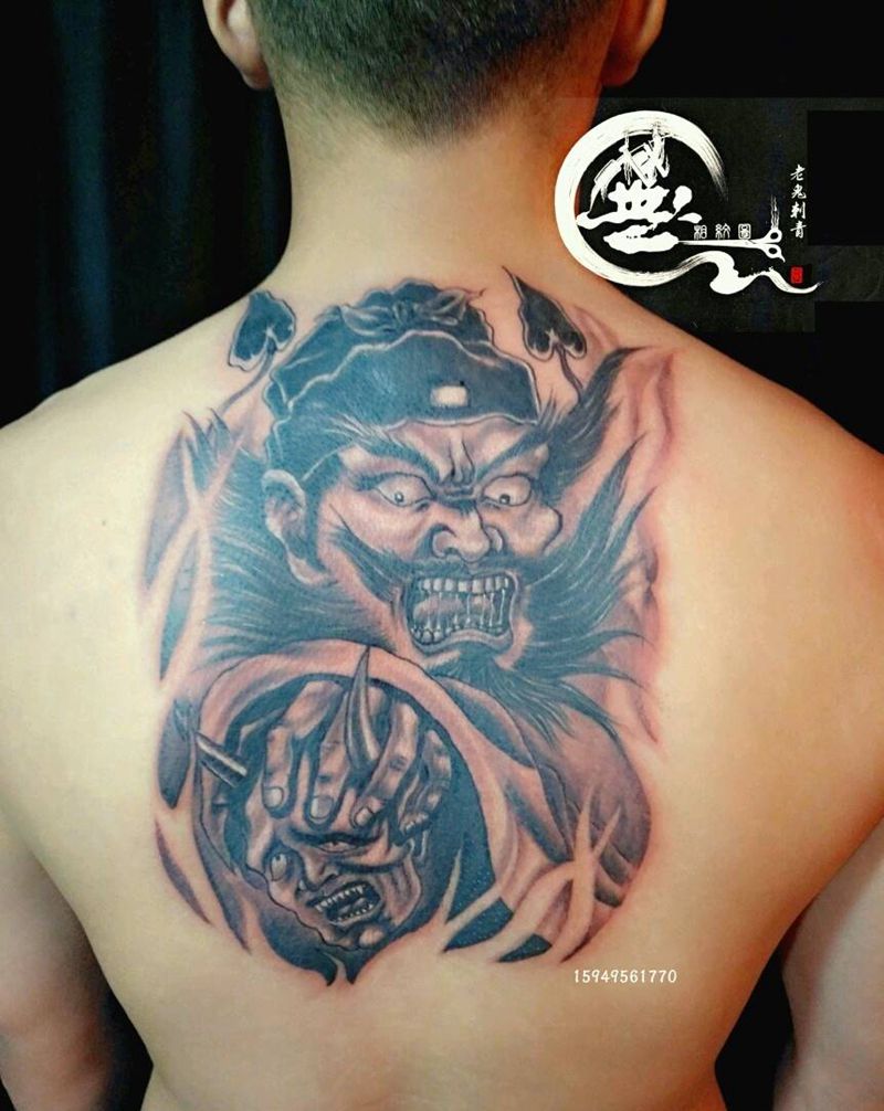 钟馗捉鬼纹身图片_背部传统鬼神成品纹身图案