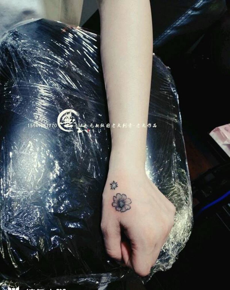 小清新遮盖疤痕纹身图片_手部清新遮盖成品纹身图案
