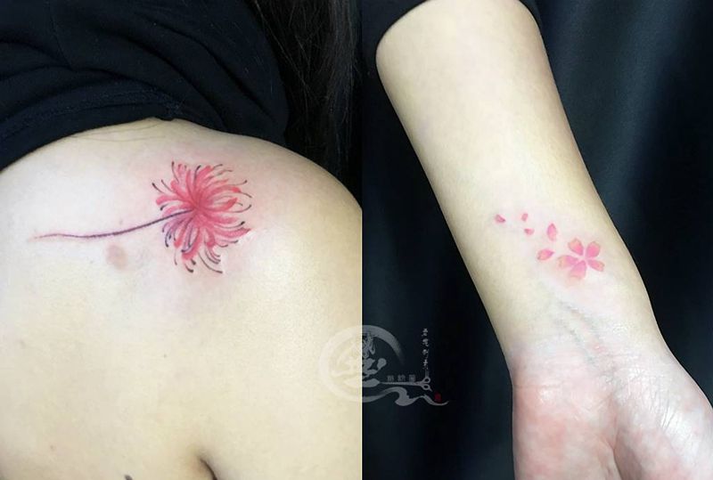 彼岸花纹身图片_肩部手部纹身图案