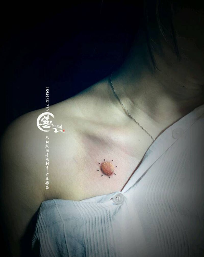 太阳纹身图片_肩部小清新纹身图案