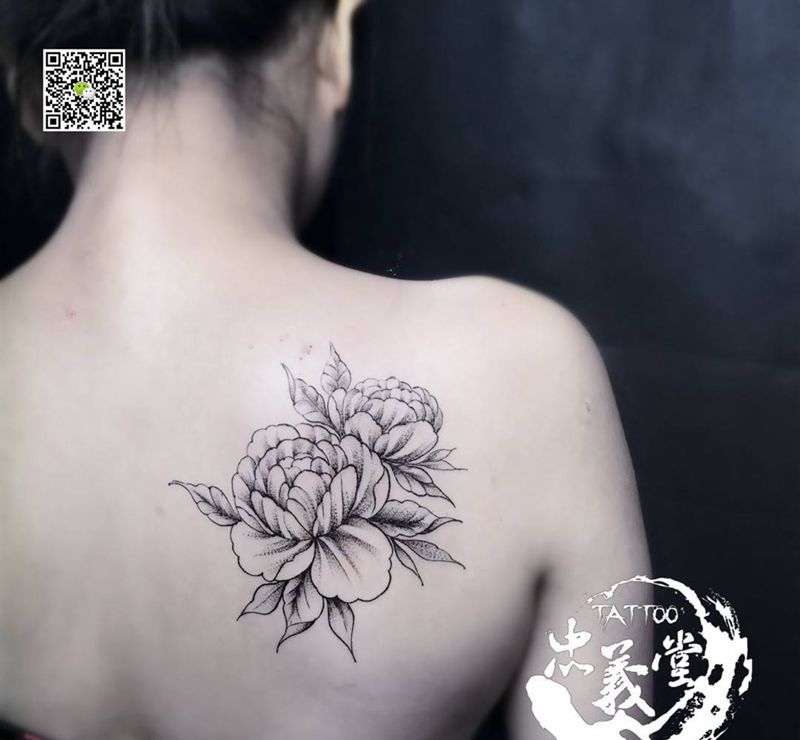 小清新纹身图片_成品肩部清新几何纹身图案