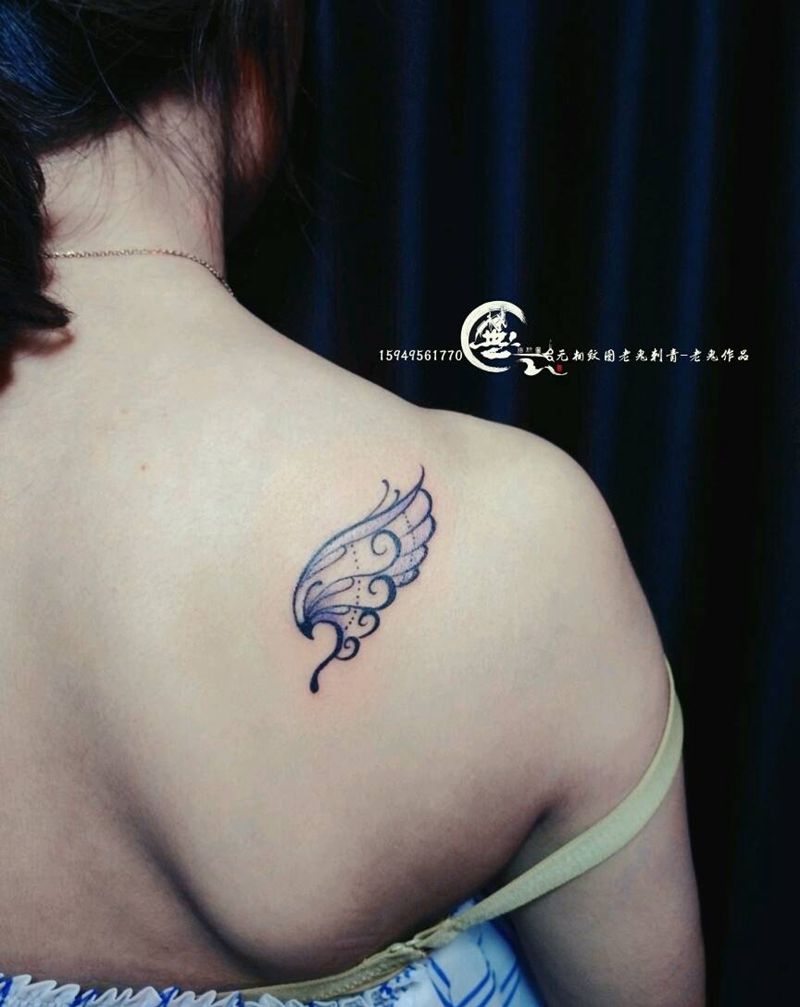 小清新纹身图片_肩部清新纹身图案