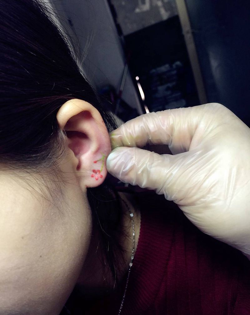 耳朵小纹身纹身图片