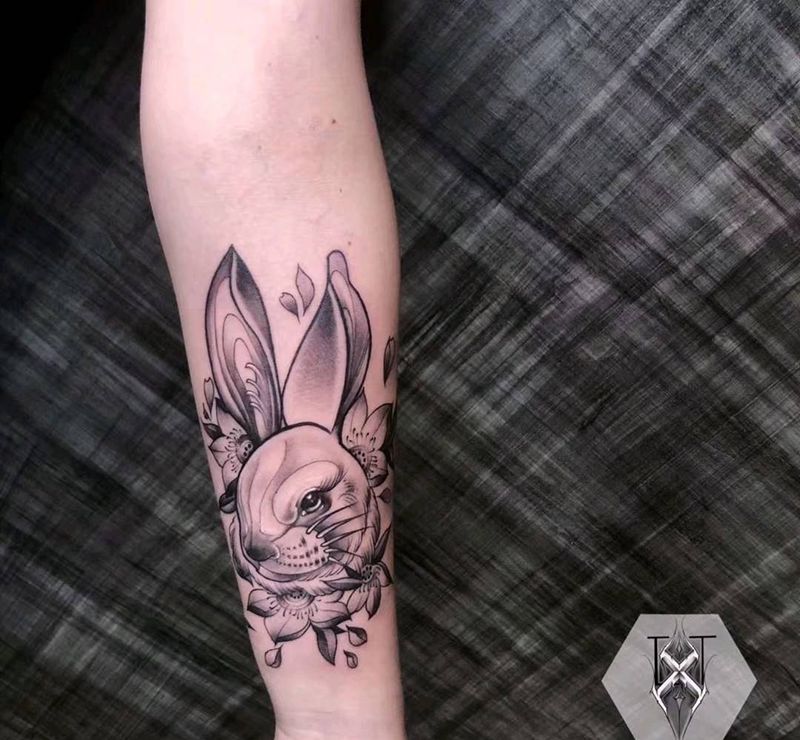 兔几纹身图片_手臂Old School纹身图案