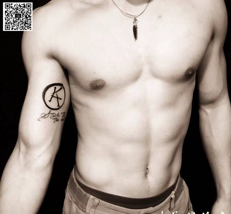 私人定制纹身图片_成品手部手臂传统几何植物原创纹身图案