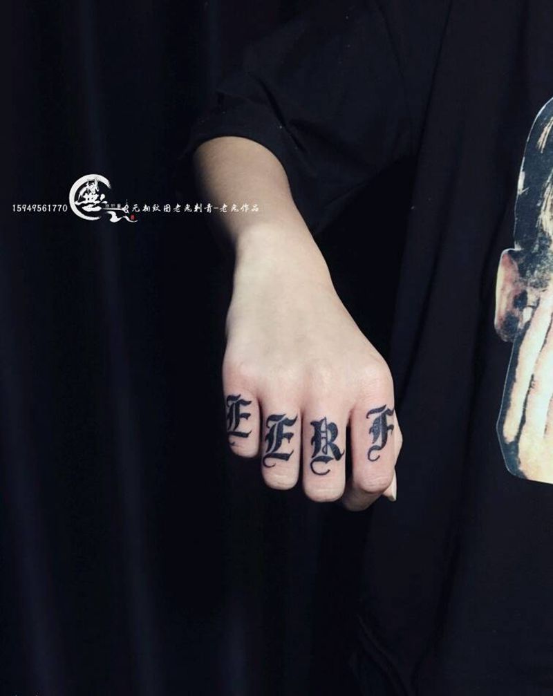 手指纹身纹身图片_手部花体字几何纹身图案