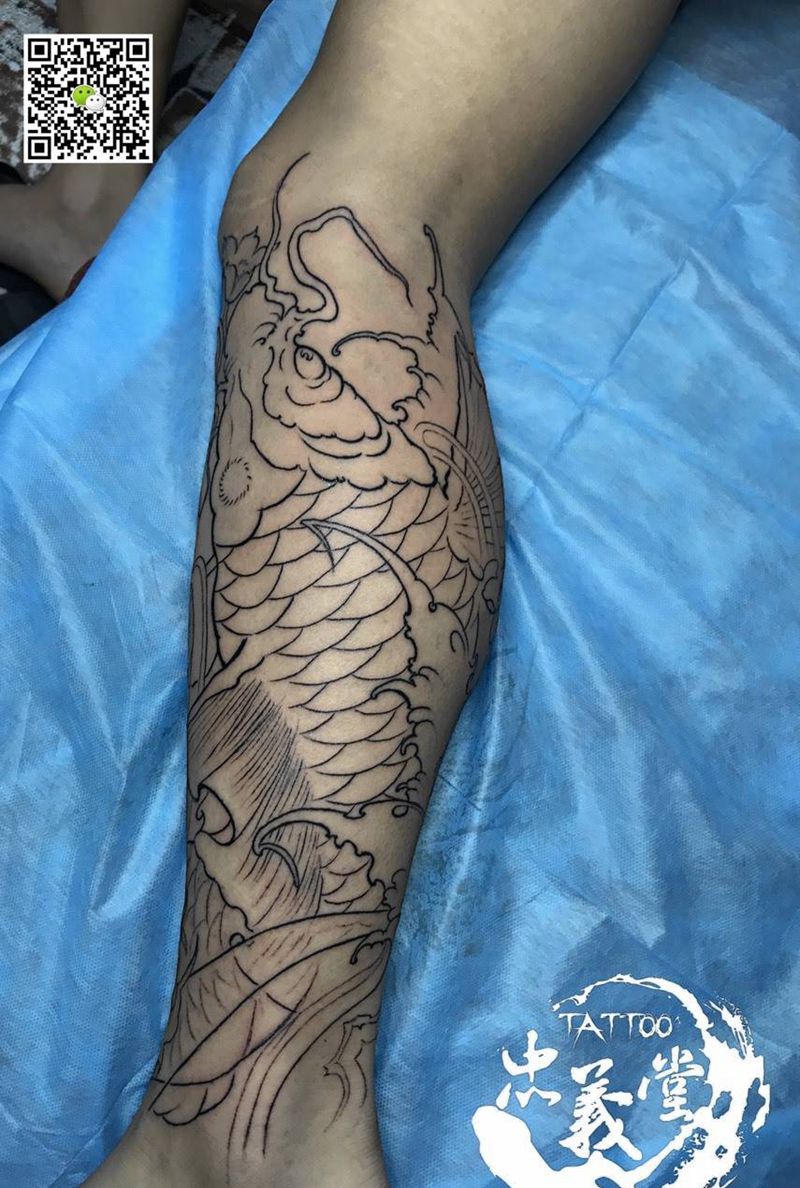 鲤鱼 未完成纹身图片_腿部新传统纹身图案