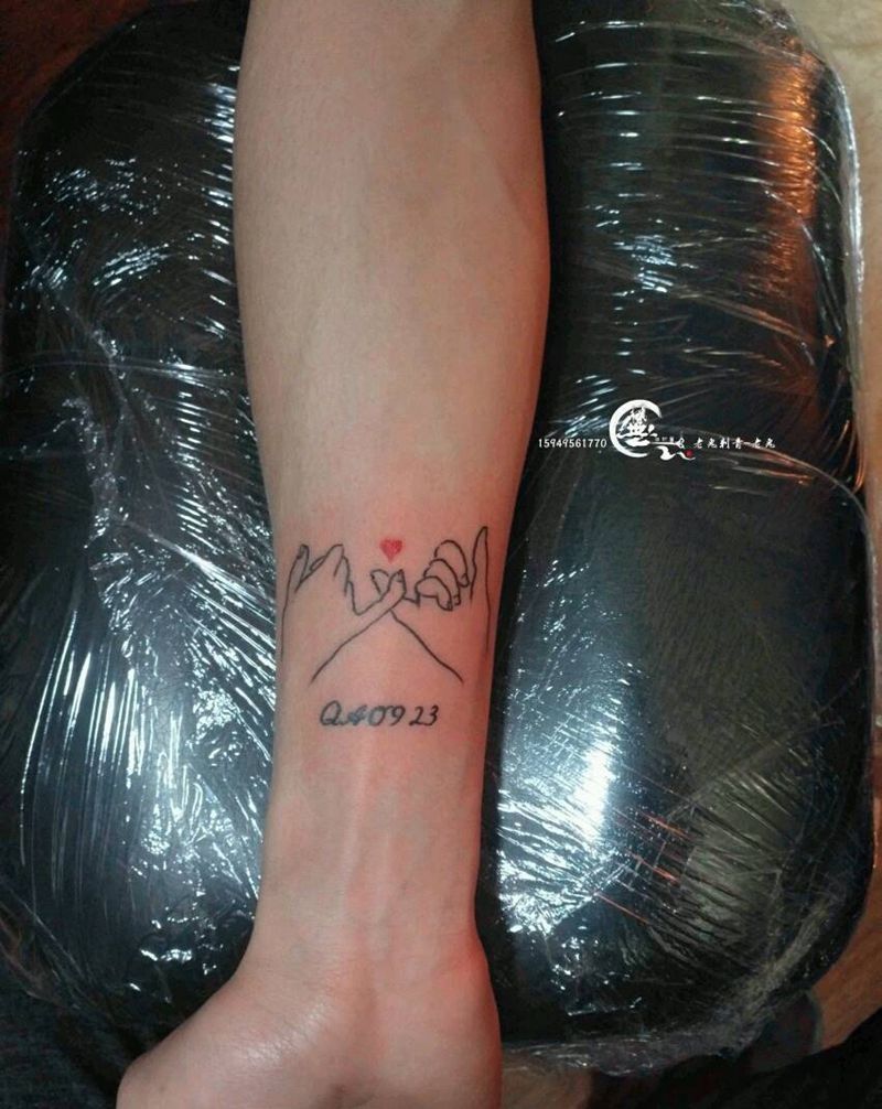 小清新纹身图片_手部成品纹身图案