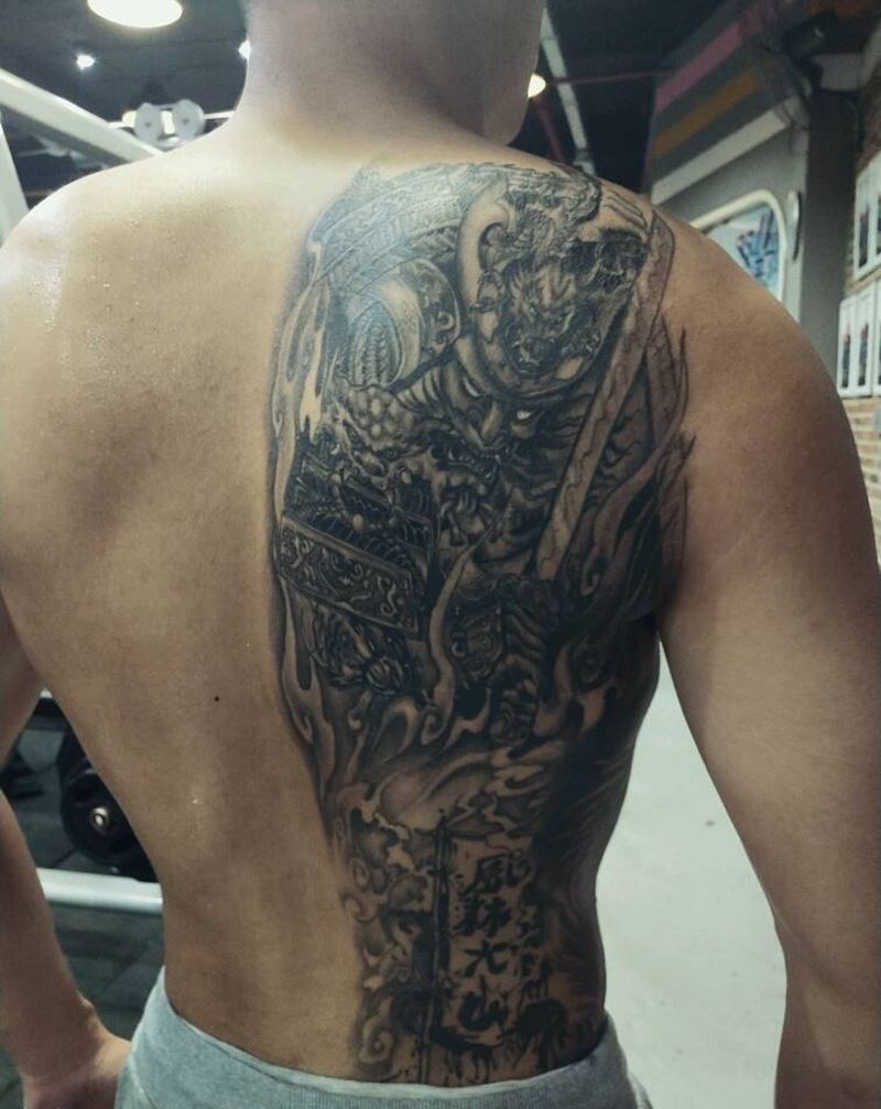 鬼武士纹身图片_背部新传统鬼武士纹身图案