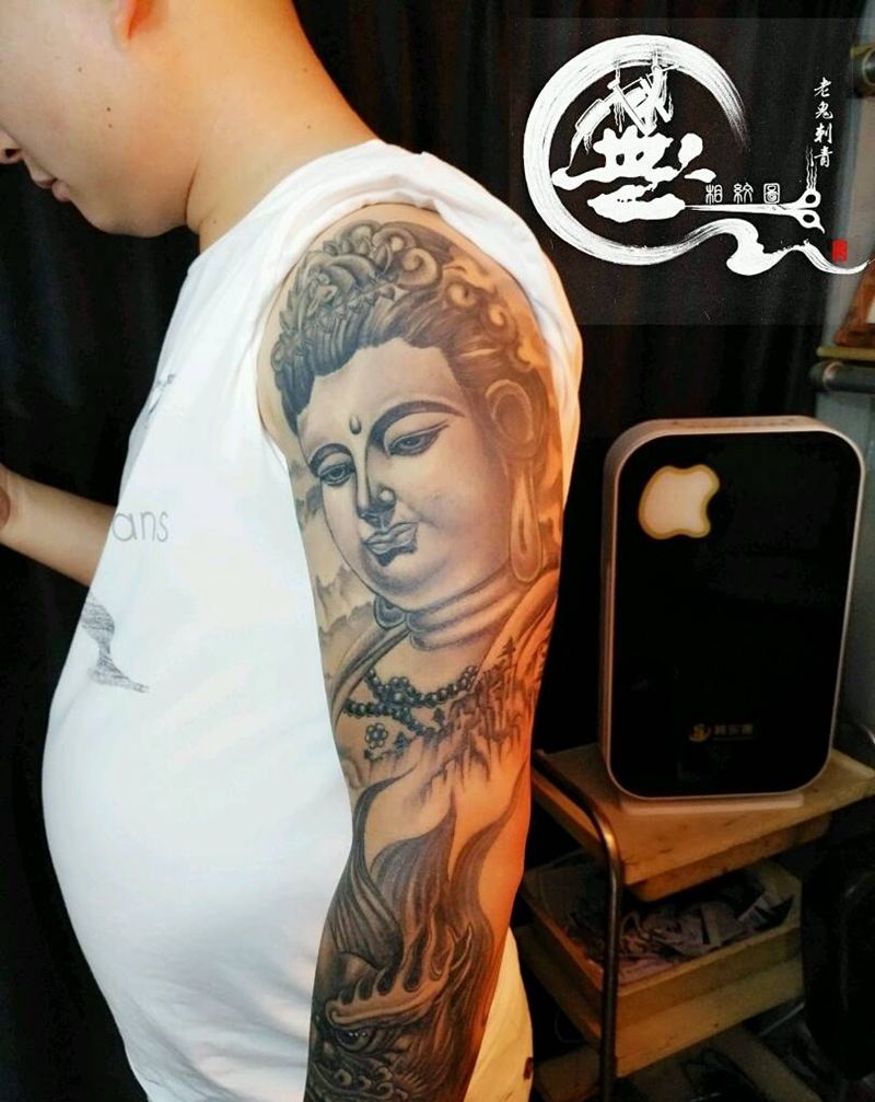 传统花臂纹身图片_手臂传统成品纹身图案