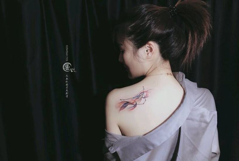 原创设计纹身图片_肩部纹身图案