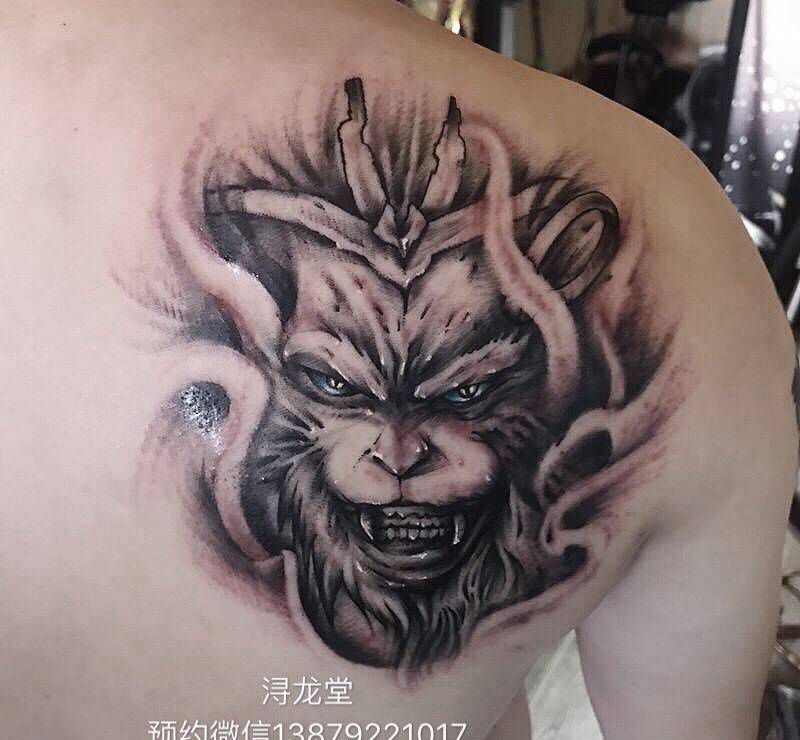 七天大圣纹身图片_背部纹身图案