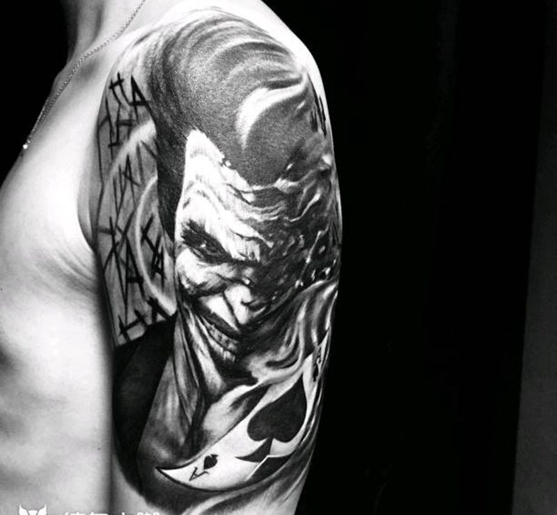 扑克人生纹身图片_手臂欧美写实纹身图案