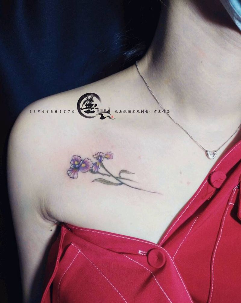 清新纹身图片_胸部清新成品纹身图案