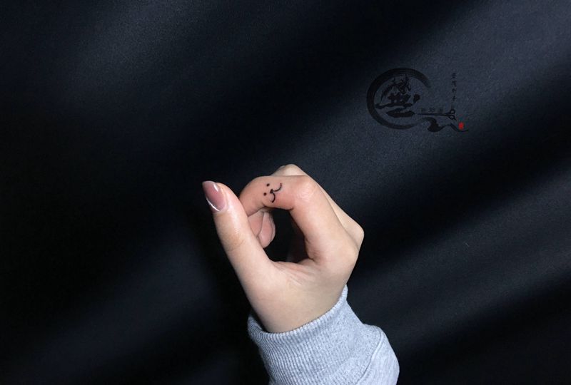 手指纹身纹身图片_手部纹身图案