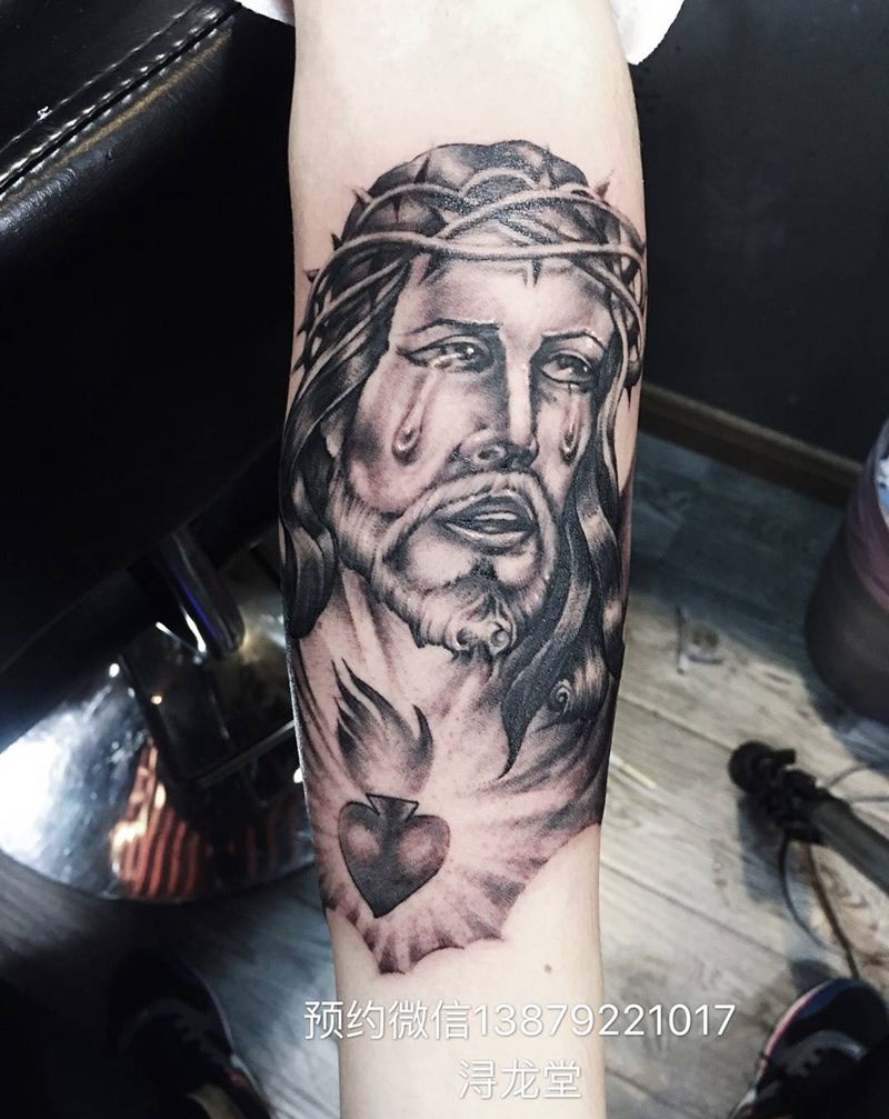 耶稣纹身图片_成品鬼神欧美人物宗教纹身图案