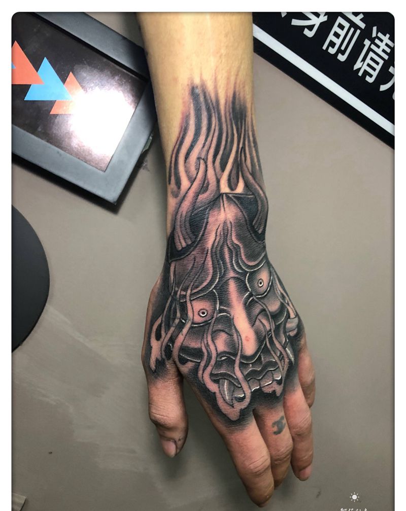 手背般若纹身图片