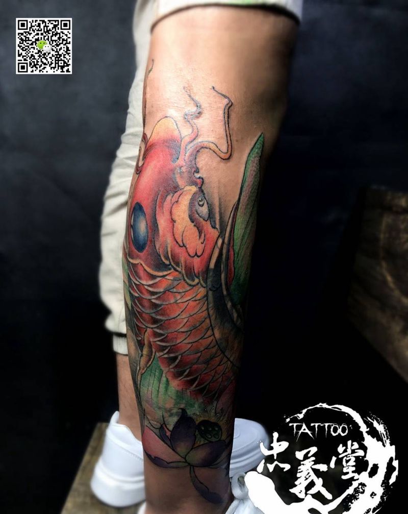 鲤鱼纹身图片_脚部腿部新传统纹身图案