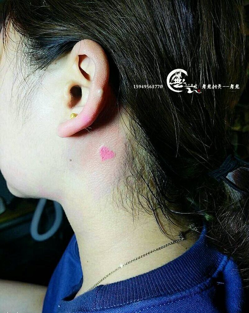 小清新纹身图片_颈部清新成品纹身图案