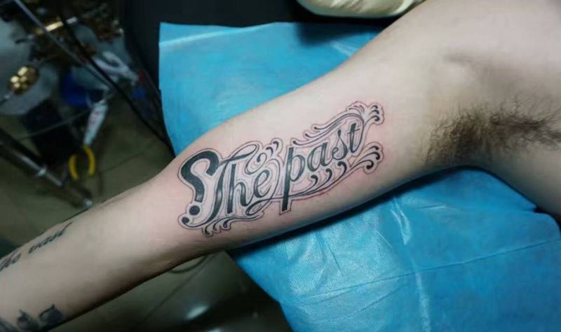 花体英文字纹身图片