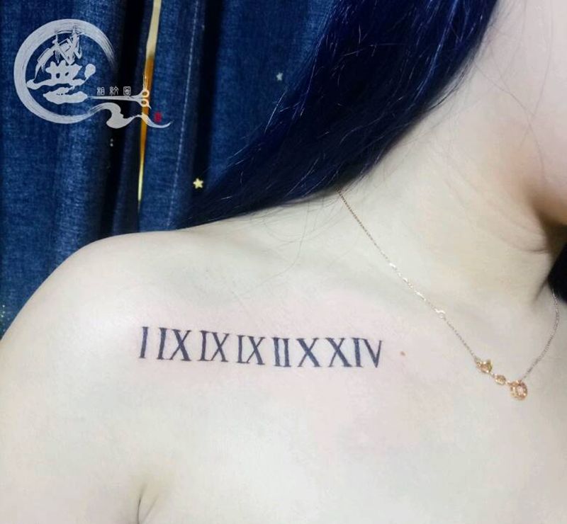 锁骨罗马数字纹身图片_肩部罗马数字纹身图案