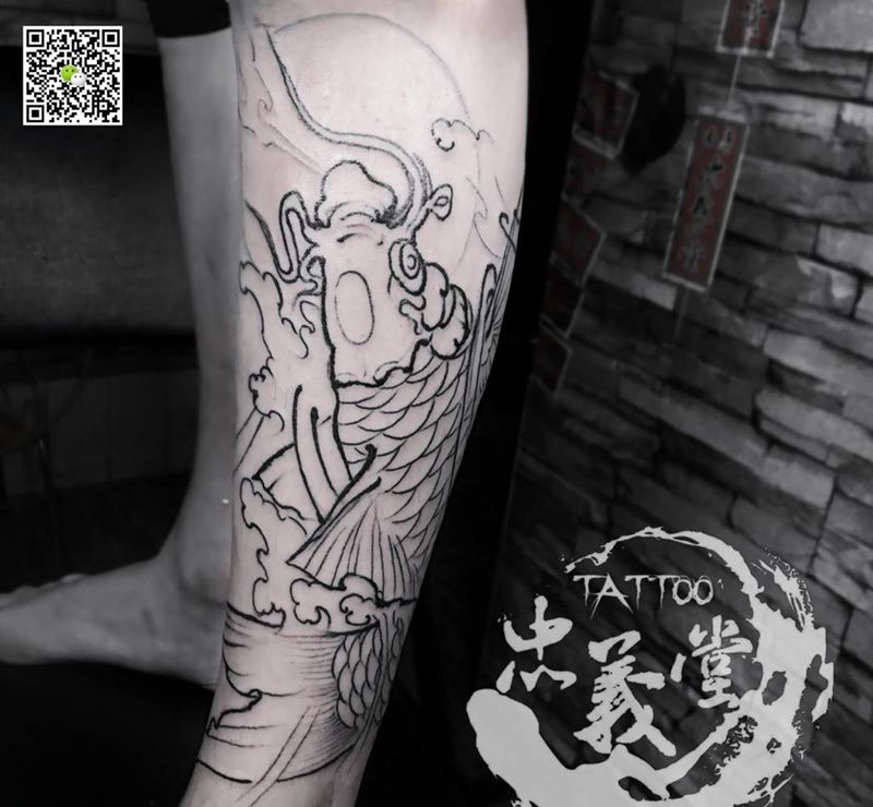 鲤鱼未完纹身图片_成品腿部传统动物纹身图案