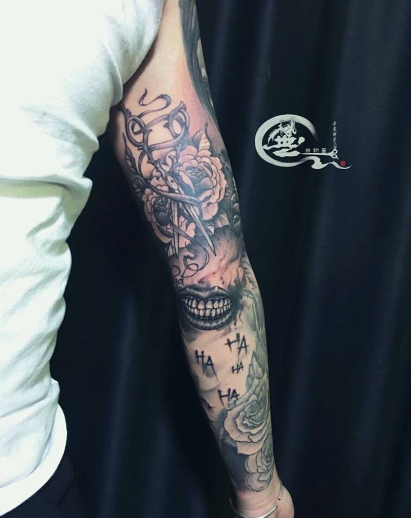 添加花臂欧美纹身图片_手臂欧美写实纹身图案