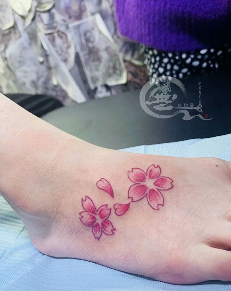 樱花纹身图片_脚部纹身图案