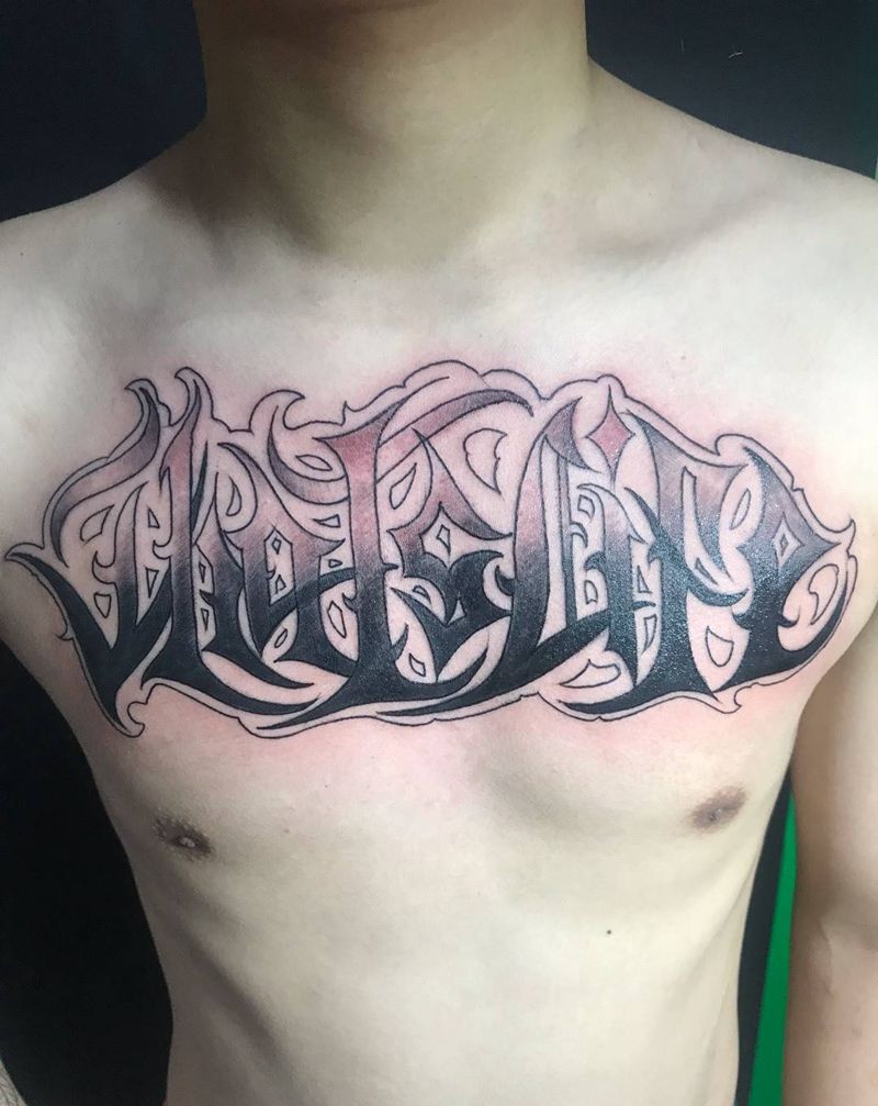 胸花体字纹身图片