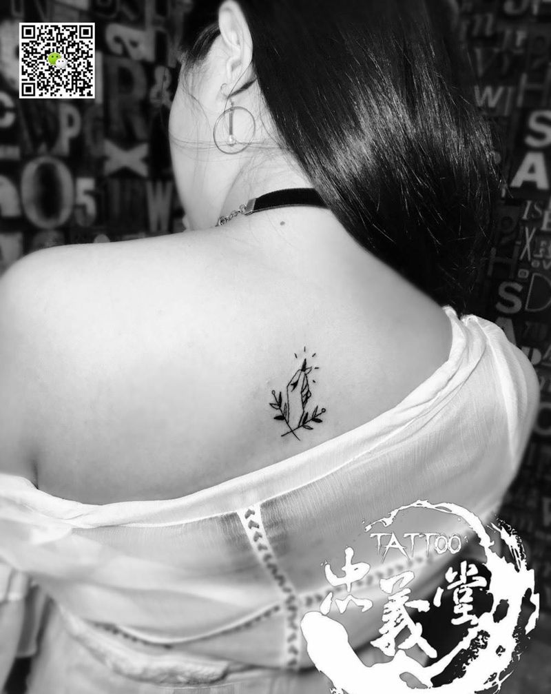 小清新纹身图片_肩部新传统纹身图案