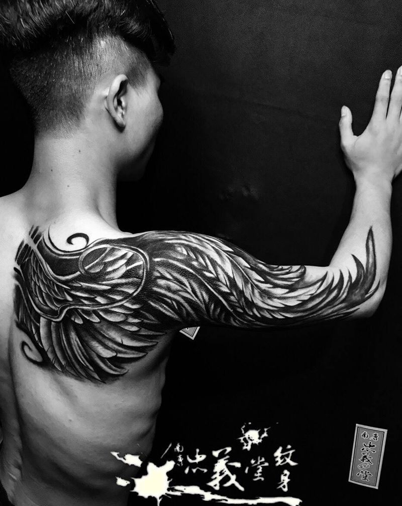 翅膀纹身图片_成品肩部手臂手部传统图腾静物动物字符纹身图案