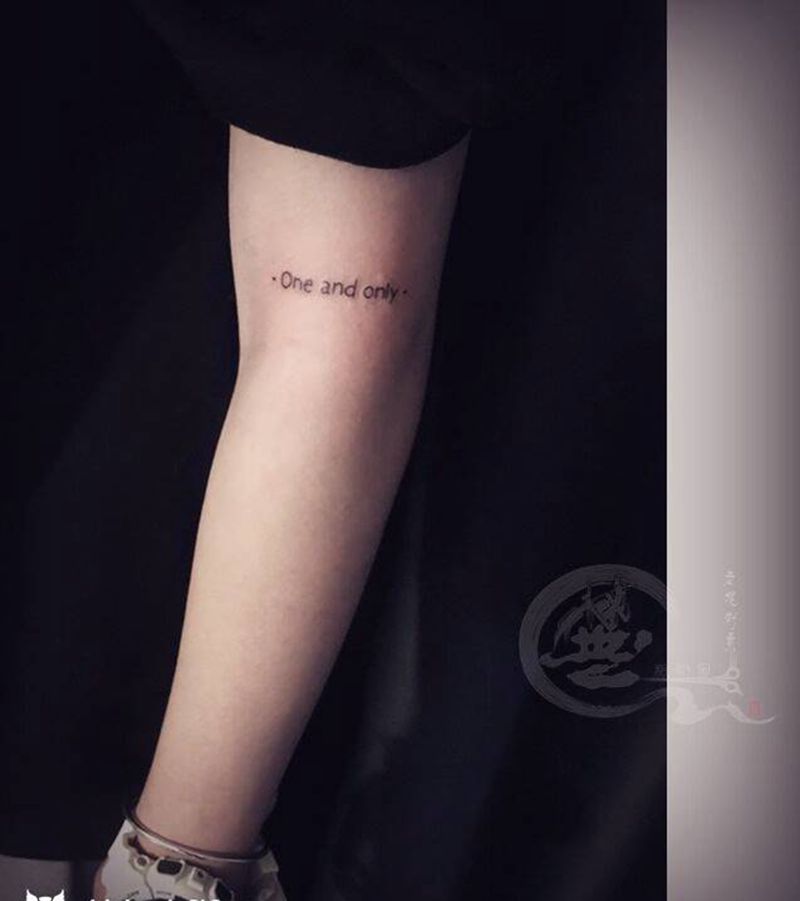 字母纹身图片_手臂纹身图案