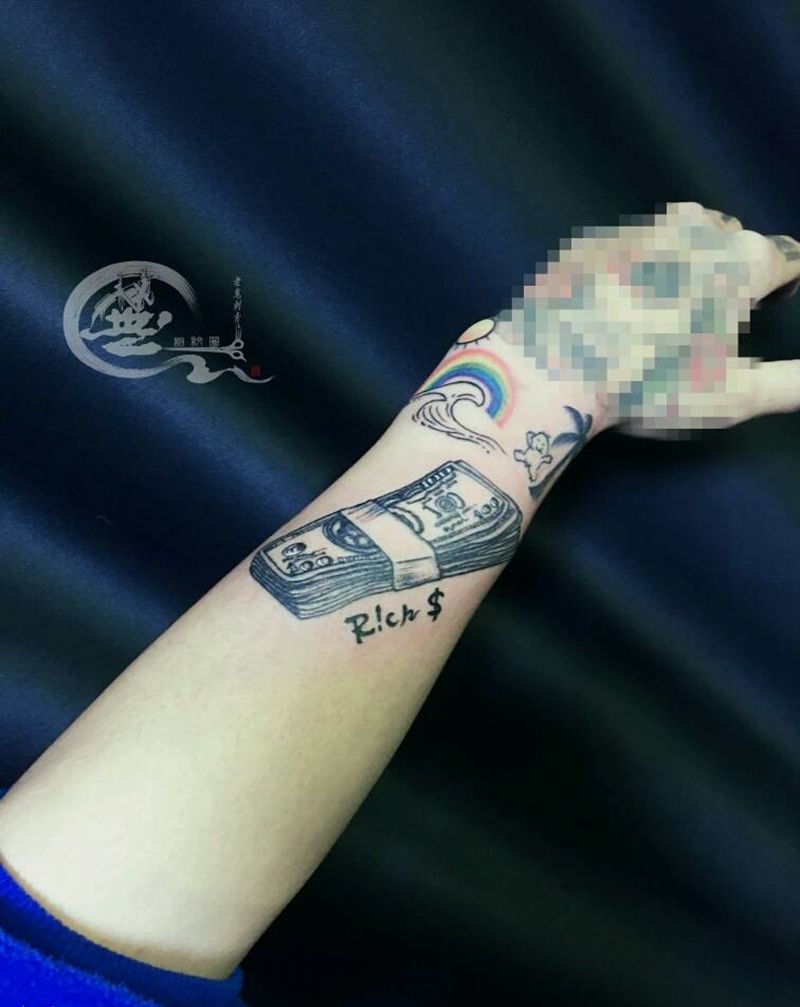 小图拼接欧美风格纹身图片_手部Old School纹身图案