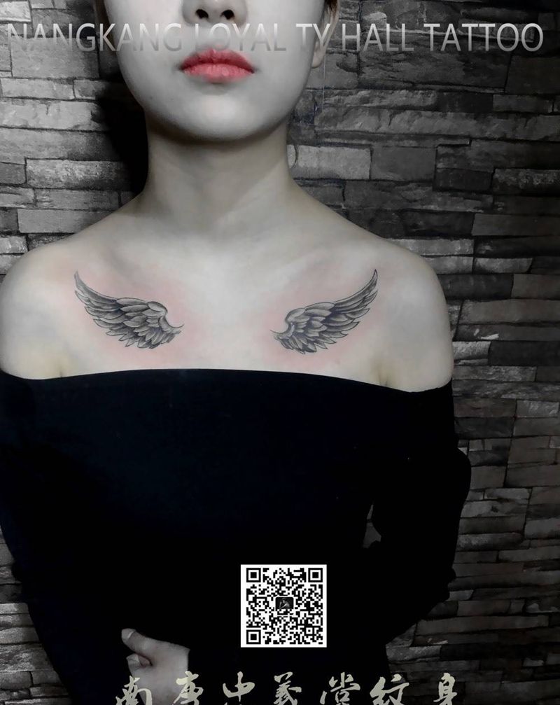 锁骨小清新纹身图片