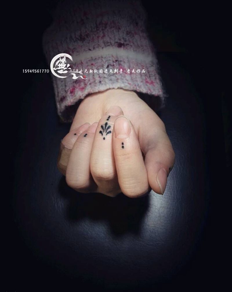 手指纹身纹身图片_手部纹身图案