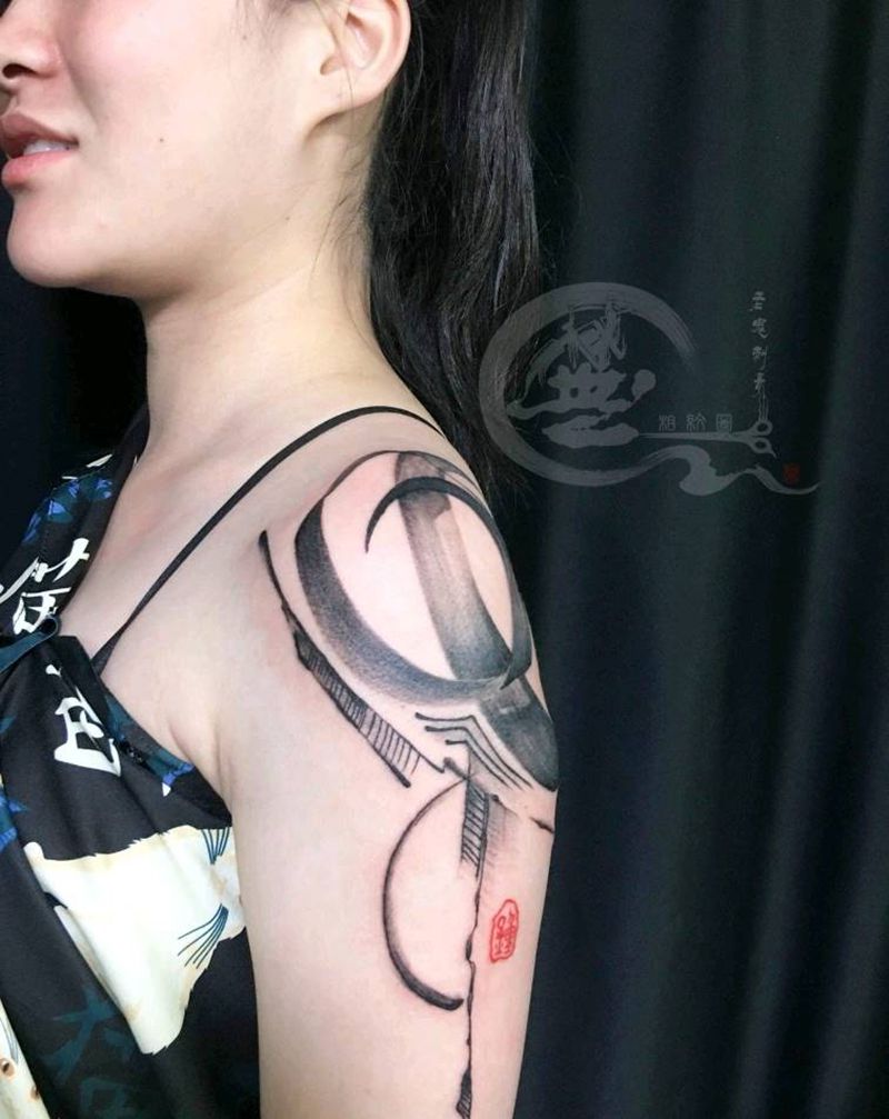 水墨纹身图片_手臂水墨纹身图案