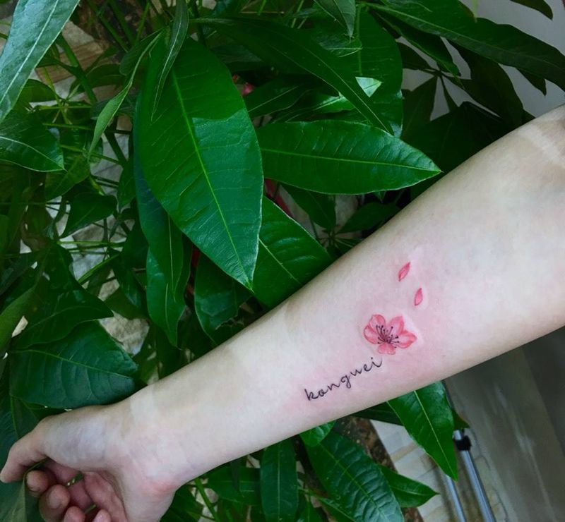 小清新纹身图片_成品手部手臂肩部胸部清新植物字符纹身图案