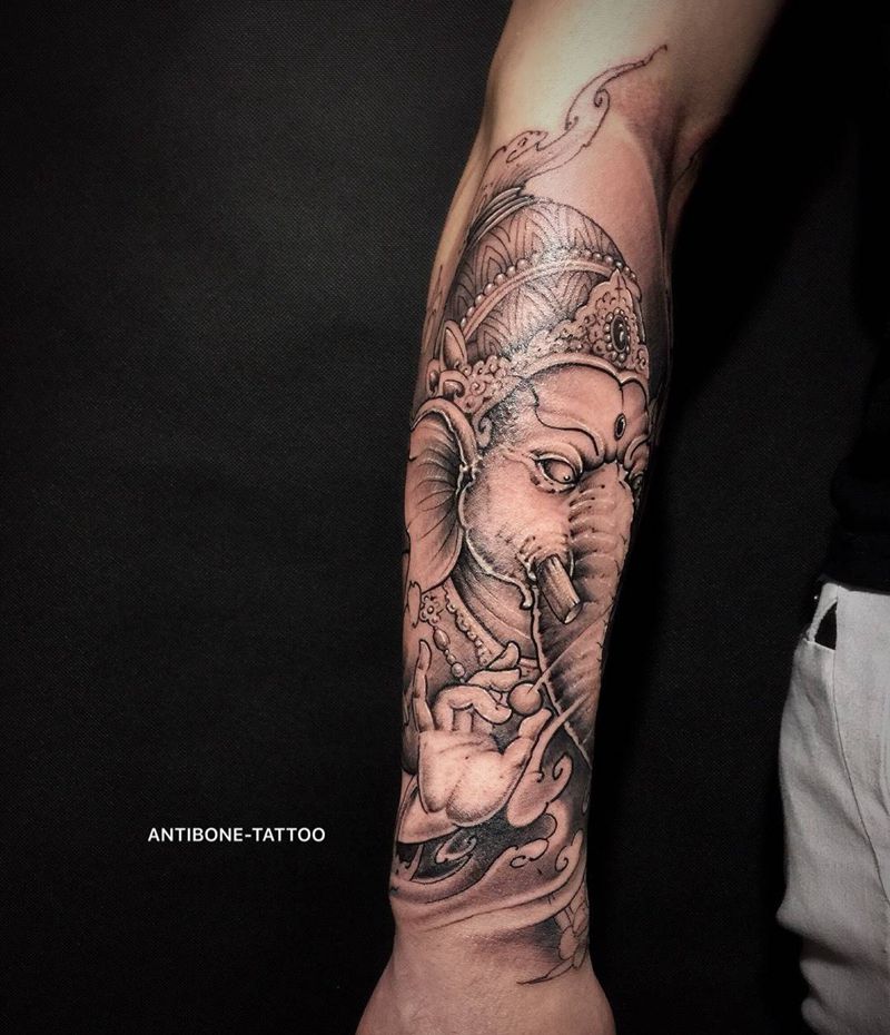 # 象神#纹身图片_成品手臂传统鬼神人物黑白反骨刺青培训纹身图案