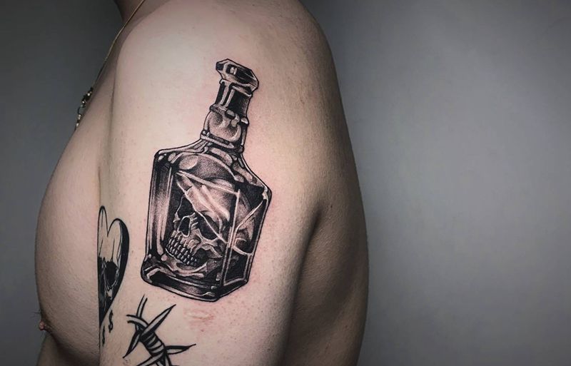 # 酒瓶#纹身图片_手臂腿部欧美写实点刺骷髅酒瓶酒杯纹身图案