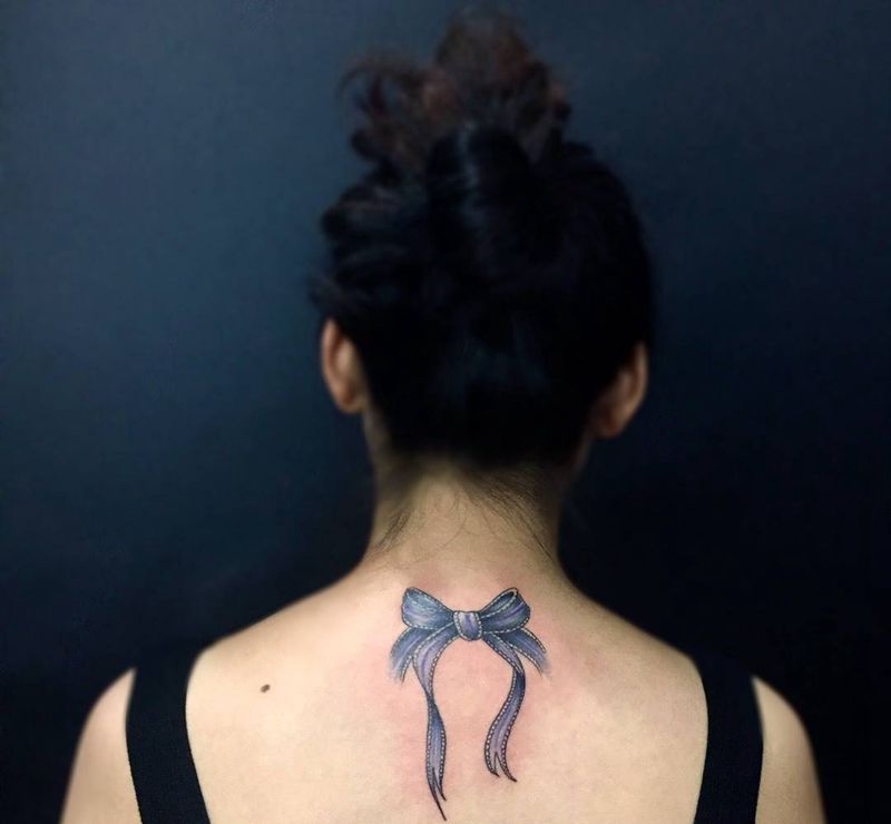 蝴蝶结纹身图片