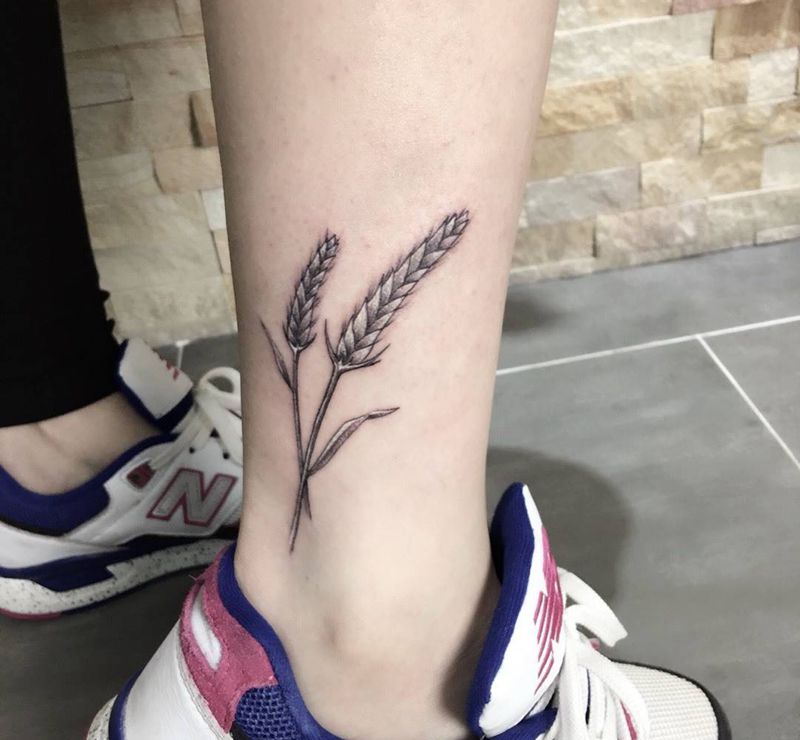 麦穗纹身图片_成品腿部脚部清新植物纹身图案