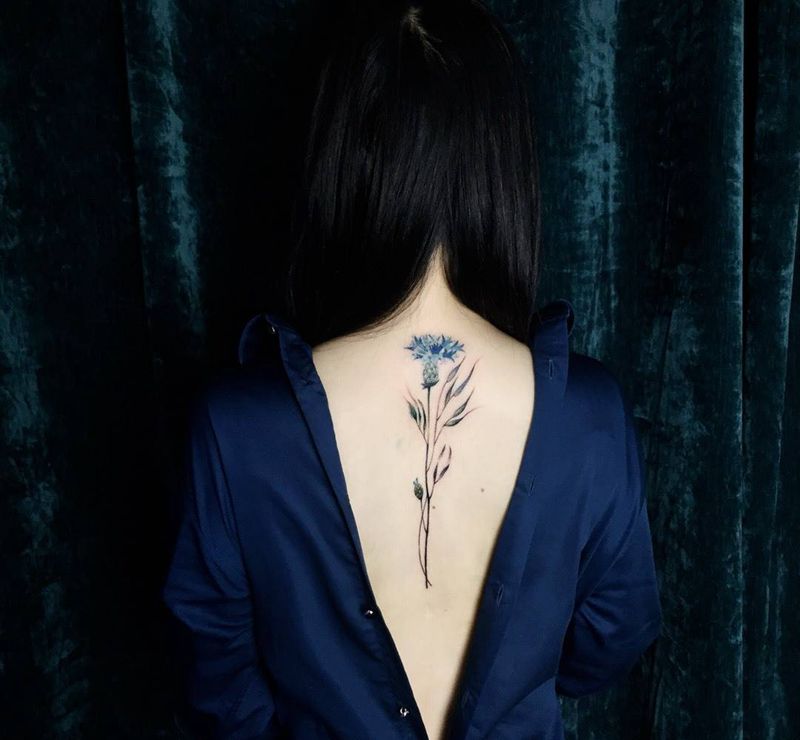 flower纹身图片_成品背部清新植物纹身图案