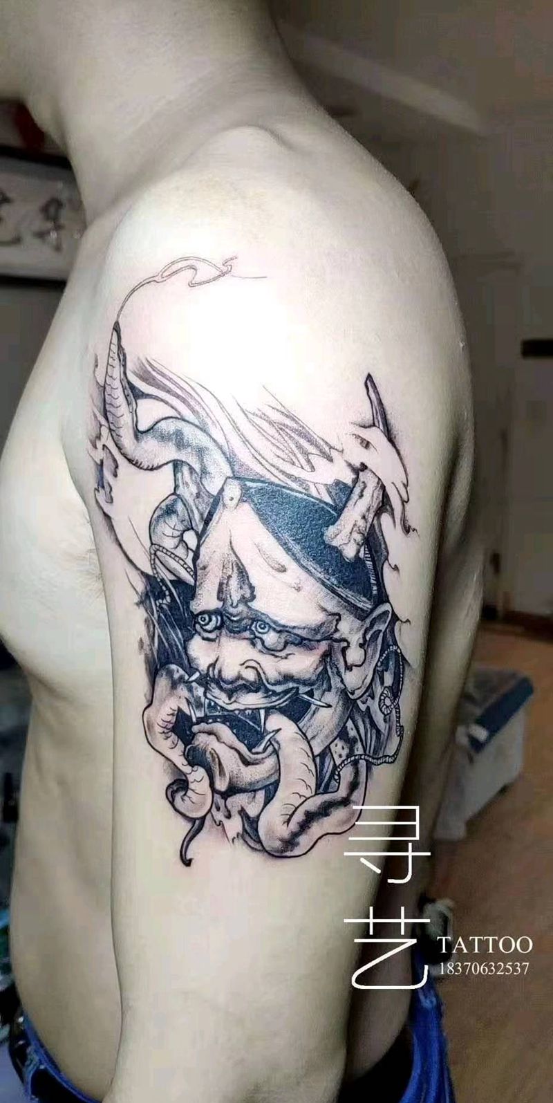 大臂般若纹身图片_手臂老传统般若纹身图案